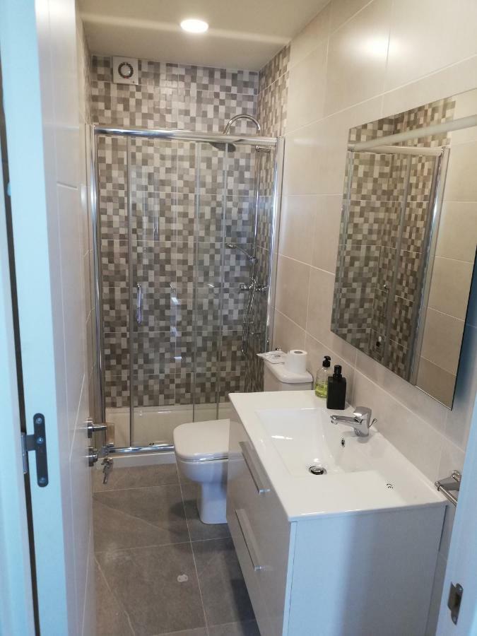 Bed and Breakfast Residencia Compostela 2 Сантьяго-де-Компостела Екстер'єр фото