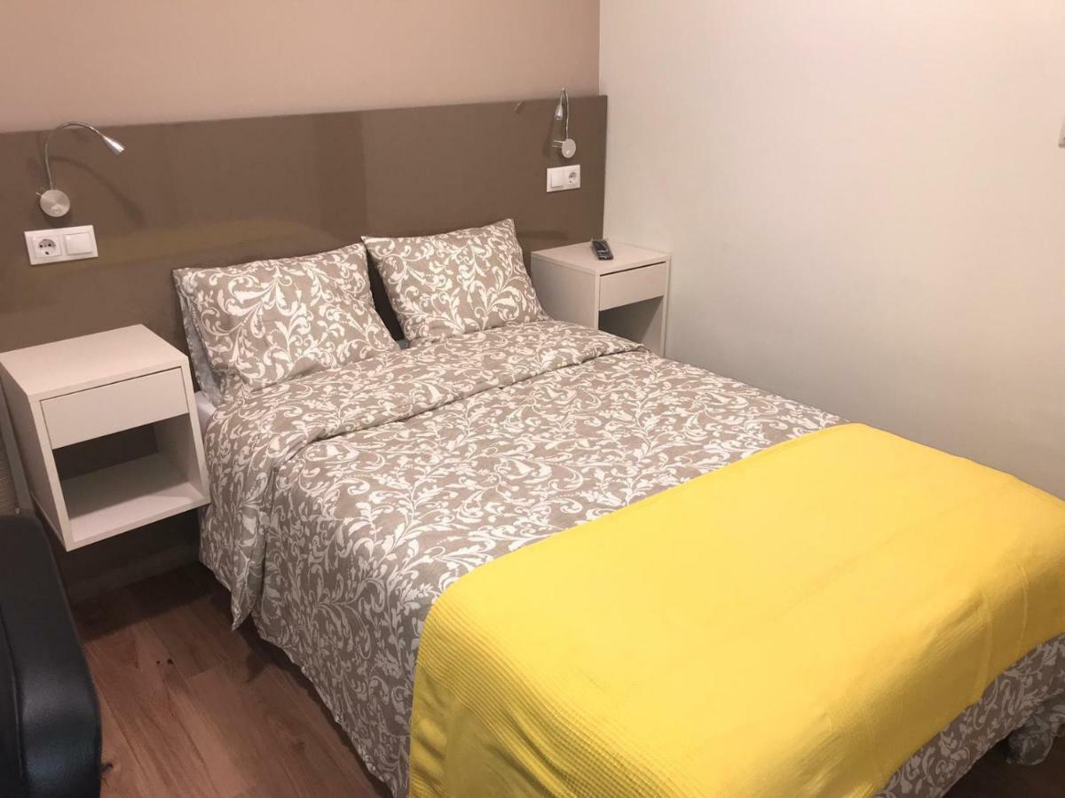 Bed and Breakfast Residencia Compostela 2 Сантьяго-де-Компостела Екстер'єр фото